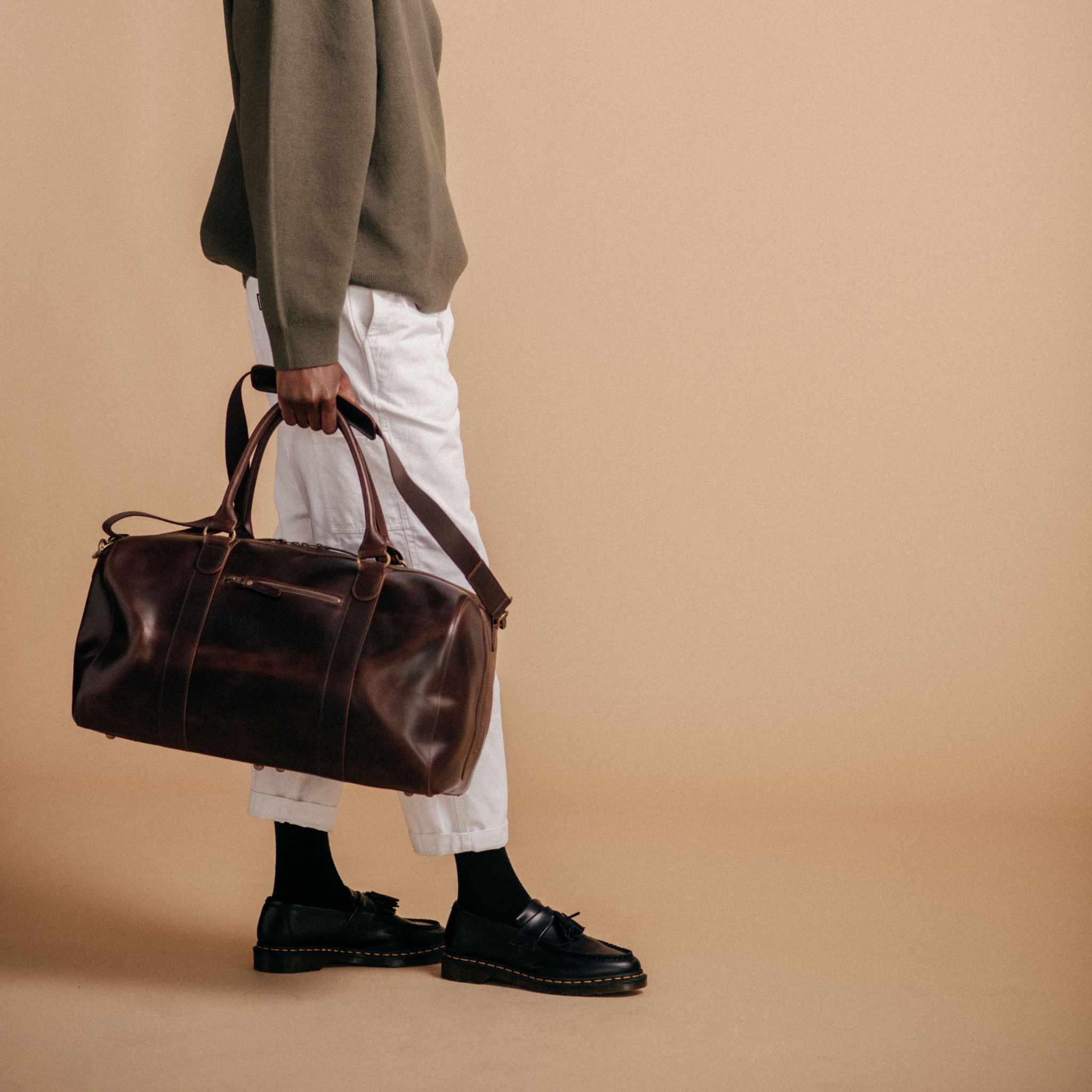 leather duffel leder duffle bag Buy premium travel bags in all styles Buckle and Seam