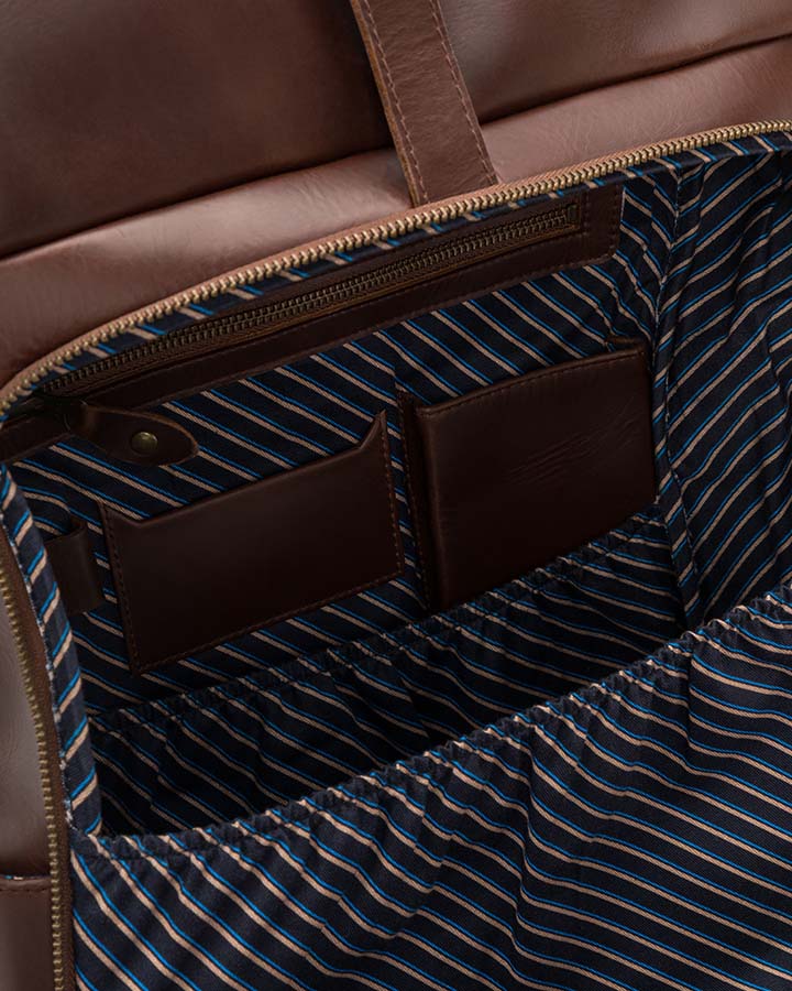 Leder Rolltop Rucksack Norman - Charakter Sale