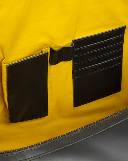 Leather Weekender Willow Anthracite | Yellow